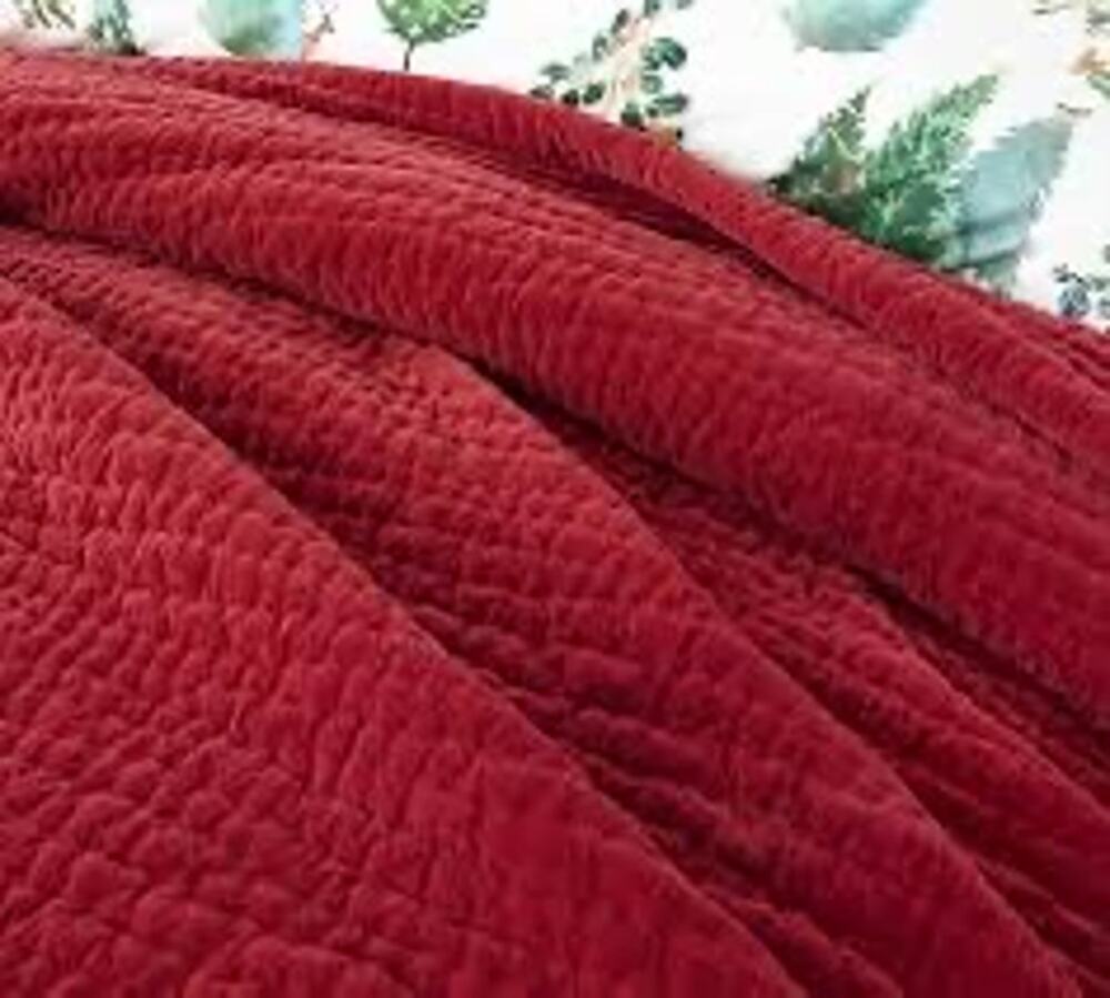 Pottery Barn Washed Red Velvet Quilt Full/Queen